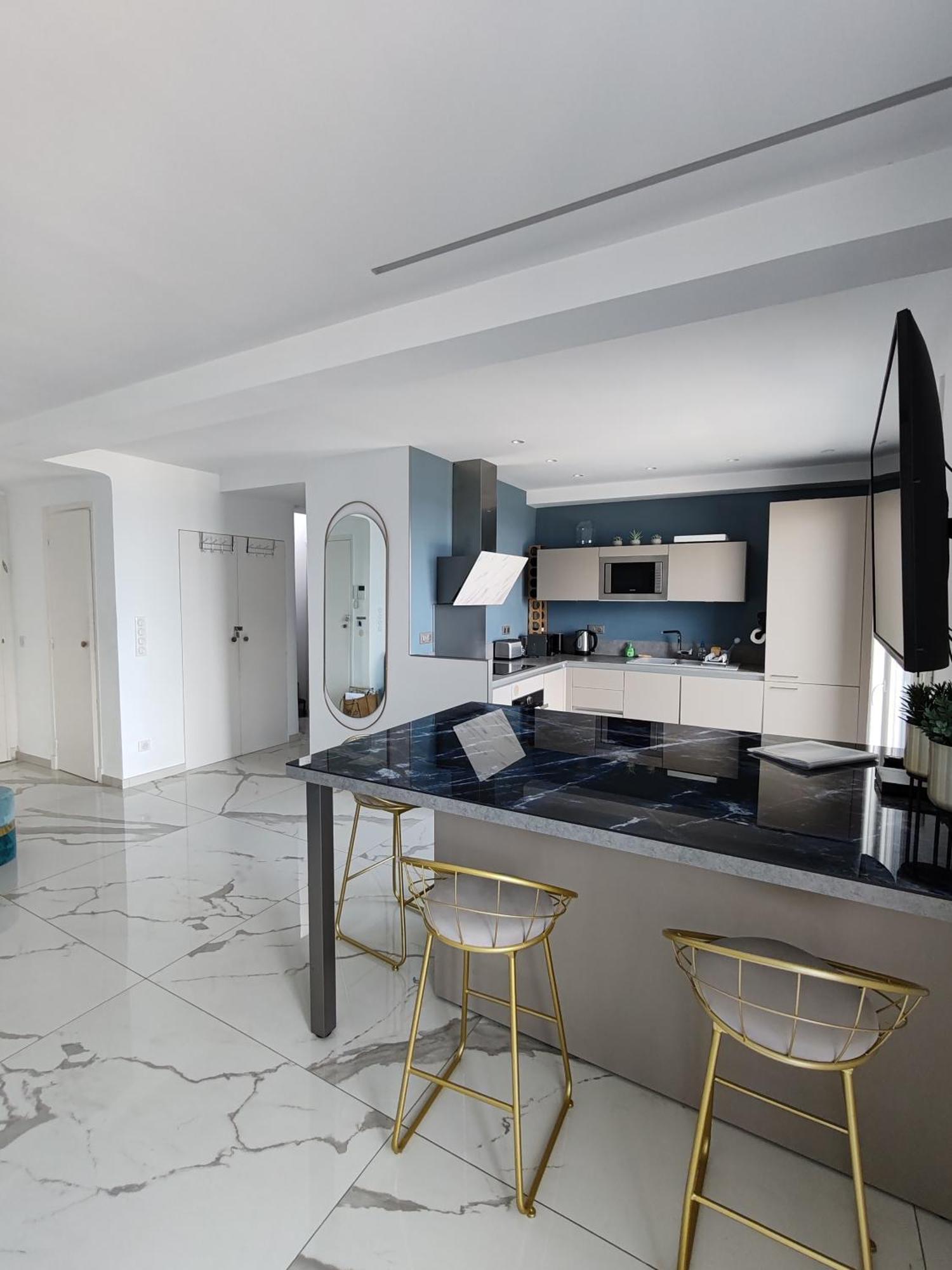 Beach Front, Superbe Appartement Pour 4 Personnes Niza Exterior foto